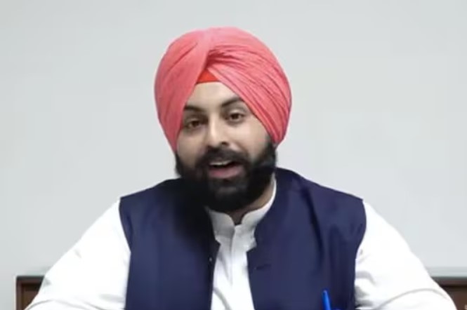 1158 ਸਹਾਇਕ ਪ੍ਰੋਫੈਸਰਾਂ ਅਤੇ ਲਾਇਬ੍ਰੇਰੀਅਨਾਂ ਦੀਆਂ ਸੇਵਾਵਾਂ ਜਾਰੀ ਰੱਖਣ ਲਈ ਪੰਜਾਬ ਸਰਕਾਰ ਵਲੋਂ ਮਜ਼ਬੂਤ ਪੈਰਵੀ: ਹਰਜੋਤ ਸਿੰਘ ਬੈਂਸ…